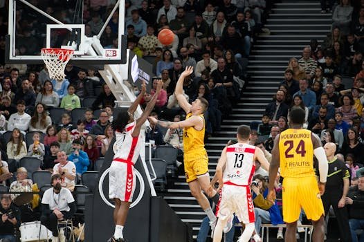 nba player going back to college